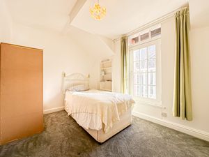 Photo 7- click for photo gallery